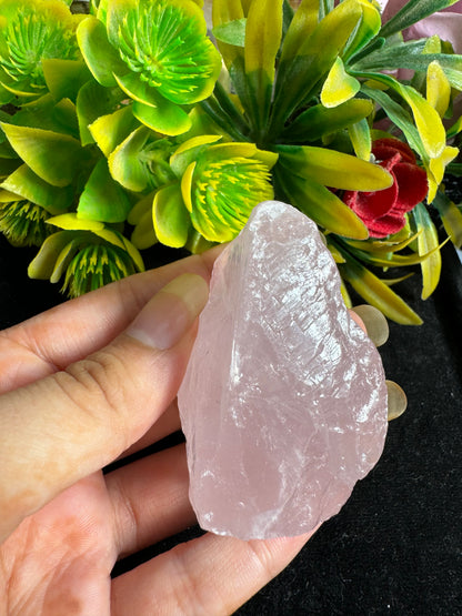 Natural Rose Quartz Rough Beautiful Natural Rose Quartz For Love And Relationships Natural Rose Quartz Gemstone