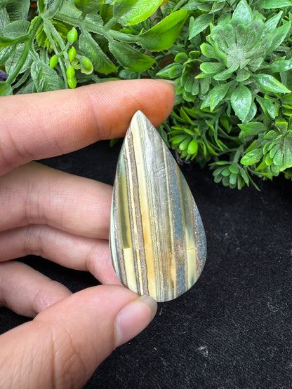 Beautiful pear cut natural saturn chalcedony gemstone cabochon for jewelry making