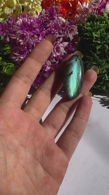 Natural Labradorite Gemstone Beautiful Natural Labradorite Stone Natural Labradorite Cabochon Natural Labradorite Flashy Stone