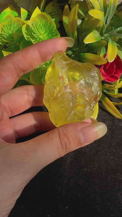 Beautiful Natural Lemon Quartz Gorgeous Lemon Quartz Stone Natural Lemon Quartz Rough That Is Used For a Variety Of Purposes