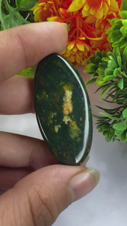 Gorgeous Green Bloodstone gemstone oval cut natural bloodstone cabochon for jewelry making