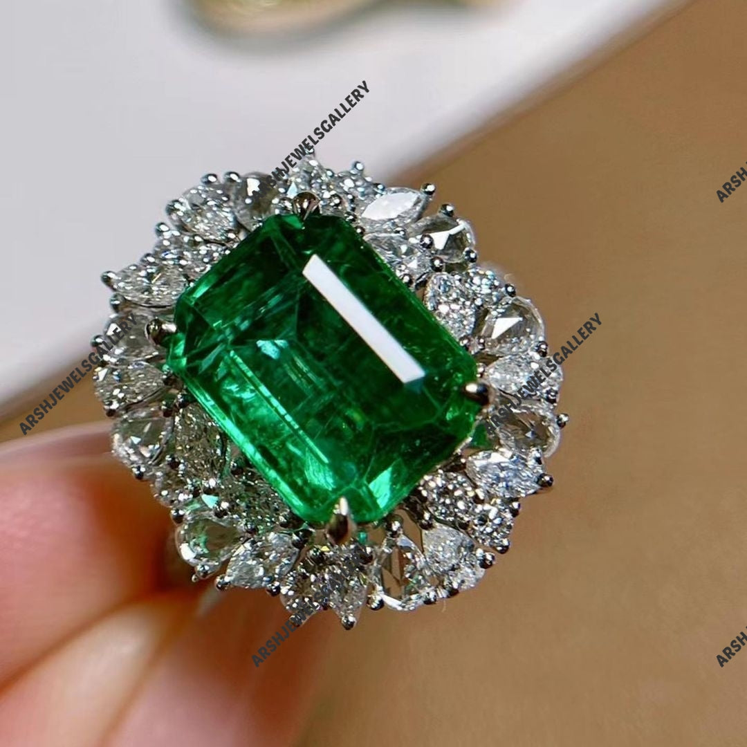 Luxurious & vintage emerald ring 925 sterling silver emerald ring  engagement ring wedding ring.