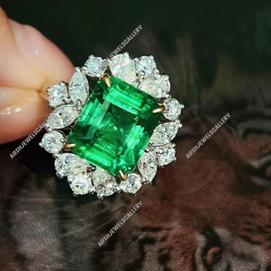 Beautiful emerald ring 925 sterling silver emerald ring adorned with beautiful side stones engagement ring wedding ring.