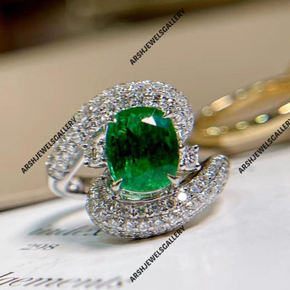 Unique design emerald ring 925 sterling silver cushion cut emerald ring engagement ring wedding ring.