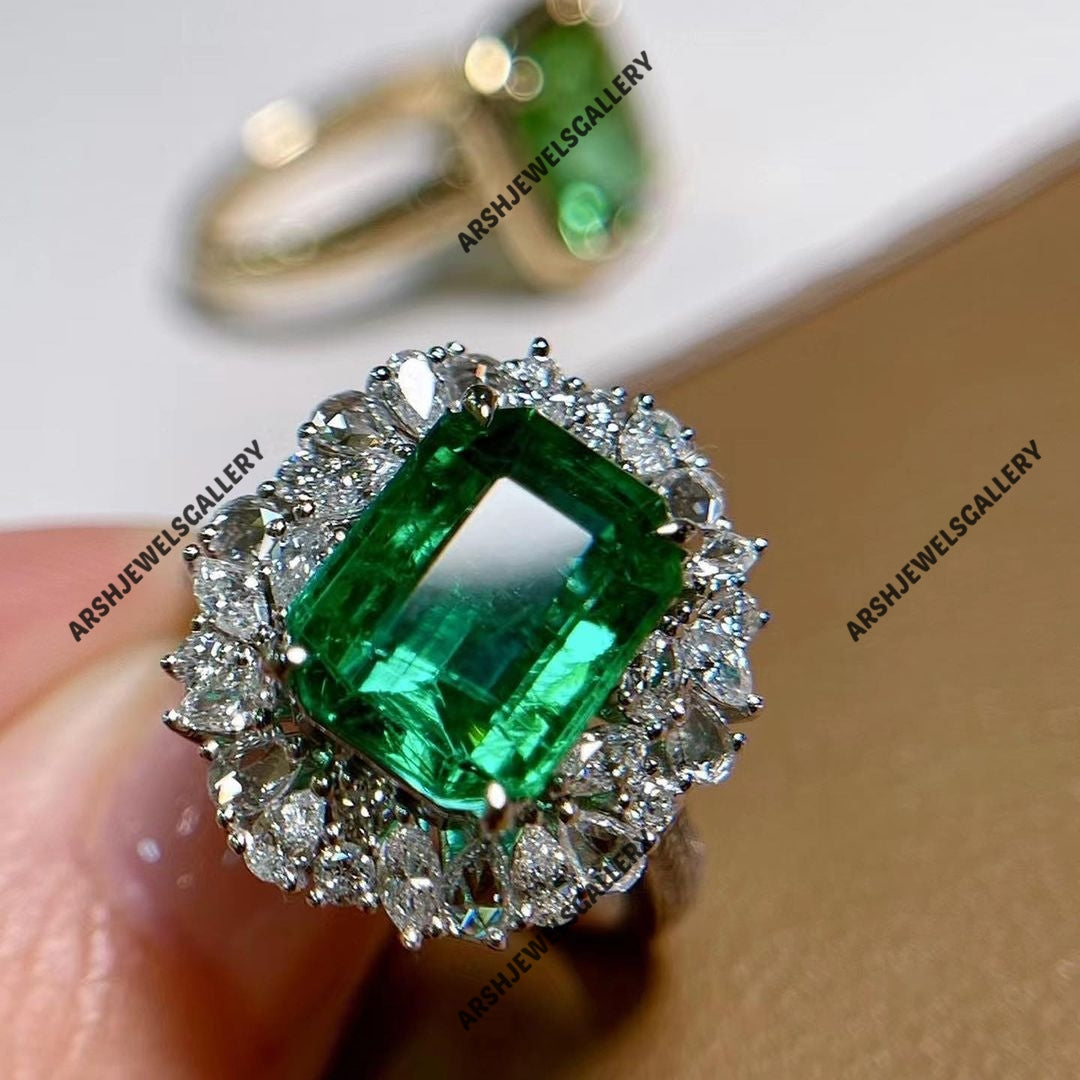 Luxurious & vintage emerald ring 925 sterling silver emerald ring  engagement ring wedding ring.