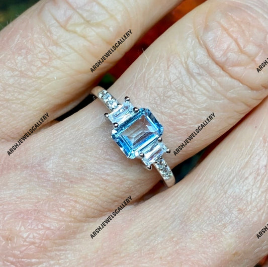 Beautiful Aquamarine ring 925 sterling silver three stones aquamarine ring vintage Aquamarine ring engagement ring wedding ring.